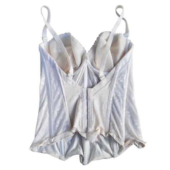 True Vintage Coquette White Lace Corset Top - Small - Picture 4 of 9